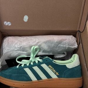 Adidas Handball Spezial size 7.5 BRAND NEW